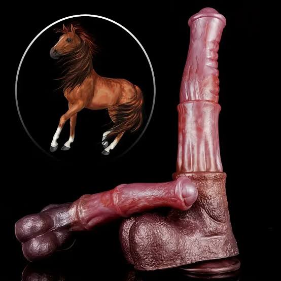 Cuento mis Fantasías con un dilo forma de caballo en mi alcoba